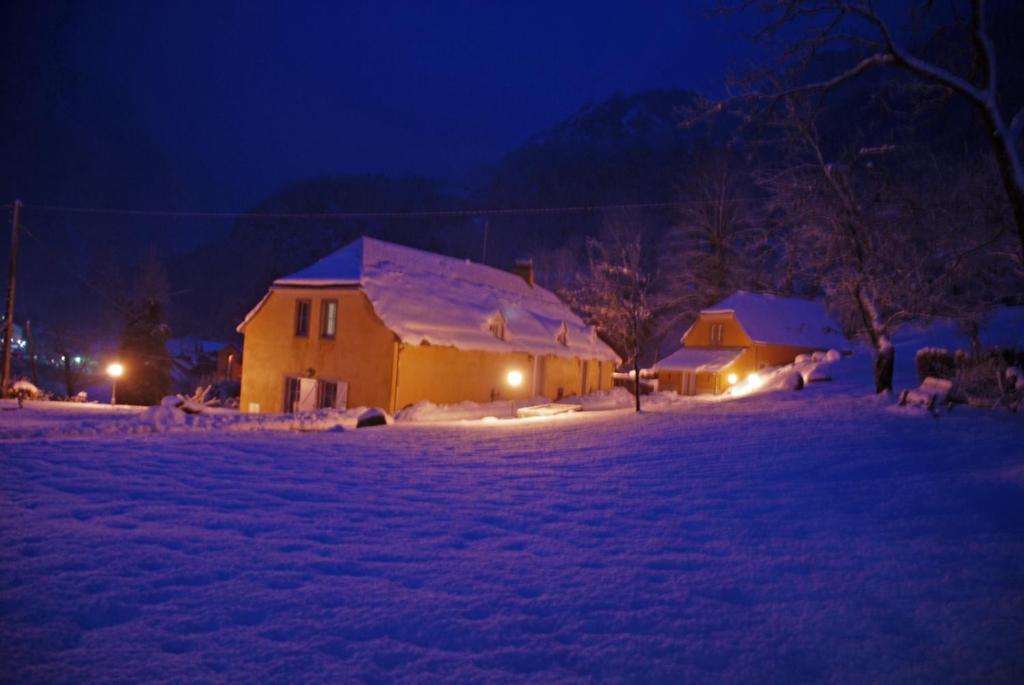 Les Gites Du Pla De Moura Luz-Saint-Sauveur Eksteriør bilde